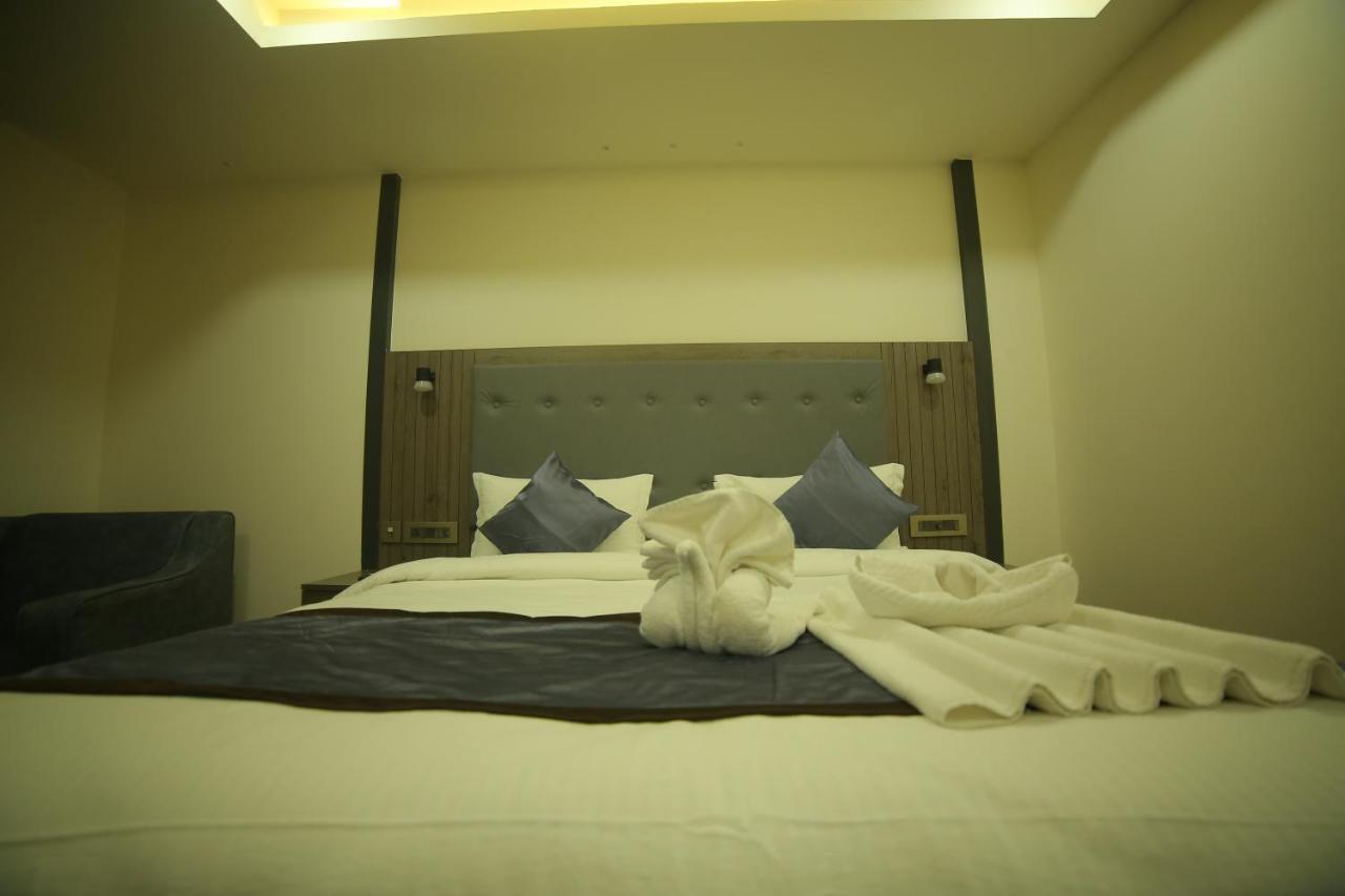 Hotel Sree Fortune Grand, Tadepalli Tadepalle Exteriér fotografie