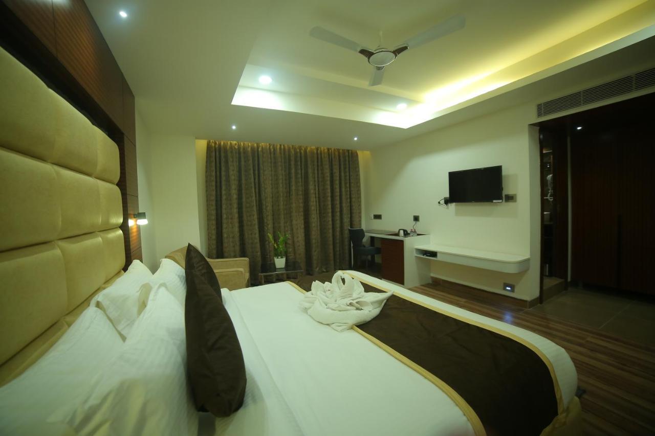 Hotel Sree Fortune Grand, Tadepalli Tadepalle Exteriér fotografie