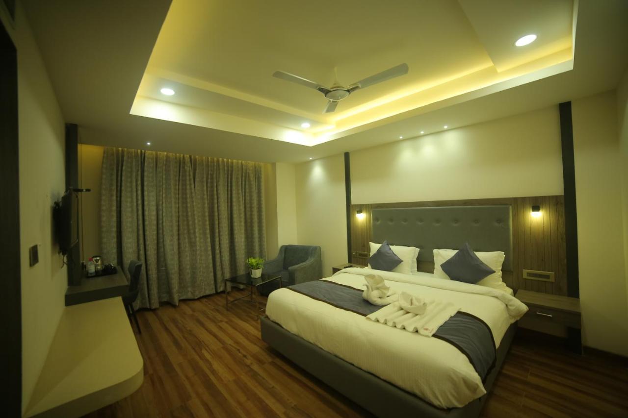 Hotel Sree Fortune Grand, Tadepalli Tadepalle Exteriér fotografie