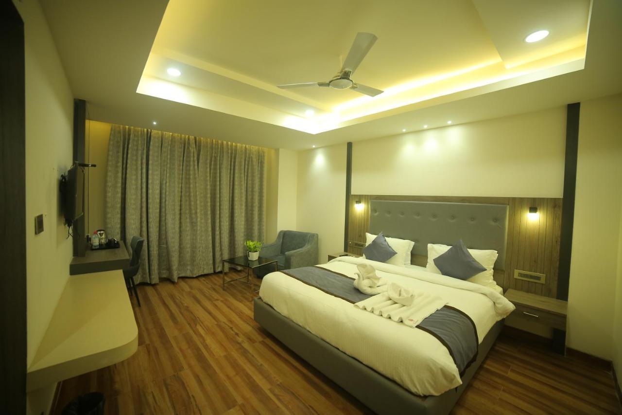 Hotel Sree Fortune Grand, Tadepalli Tadepalle Exteriér fotografie