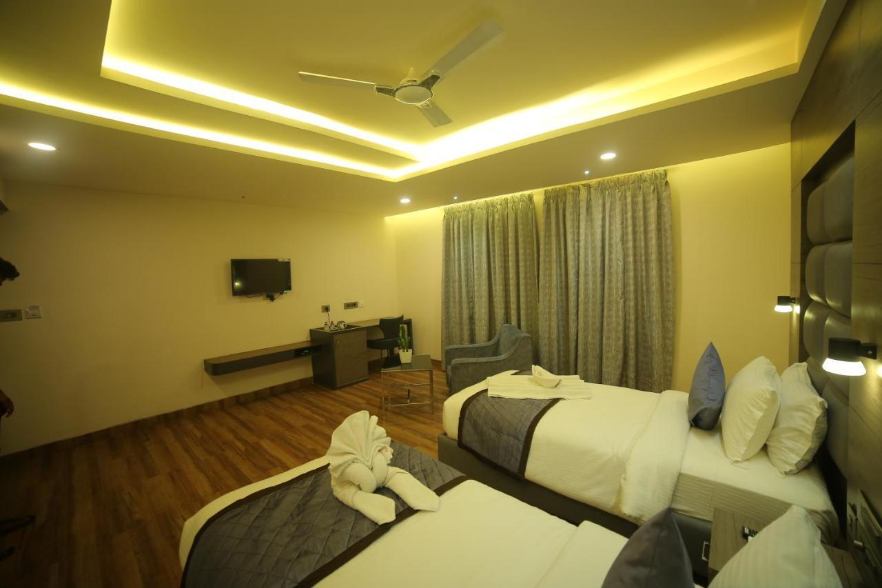 Hotel Sree Fortune Grand, Tadepalli Tadepalle Exteriér fotografie