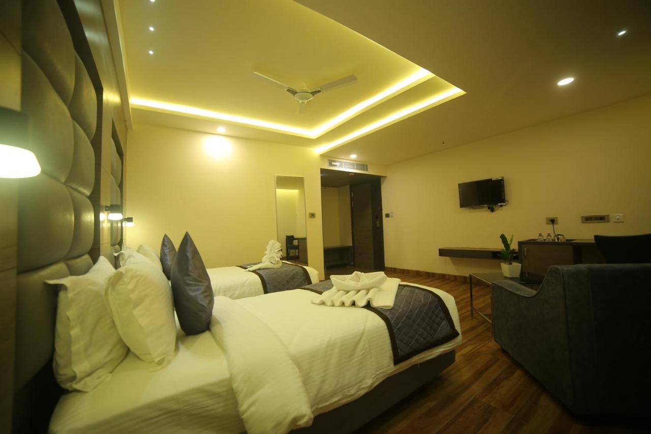 Hotel Sree Fortune Grand, Tadepalli Tadepalle Exteriér fotografie