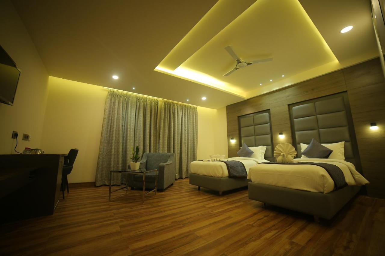 Hotel Sree Fortune Grand, Tadepalli Tadepalle Exteriér fotografie